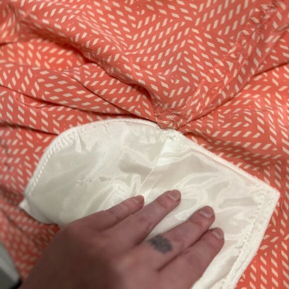 CARLISLE Silk Peachy Button Down 80s Blouse striped shoulder pads Vintage - Picture 10 of 12